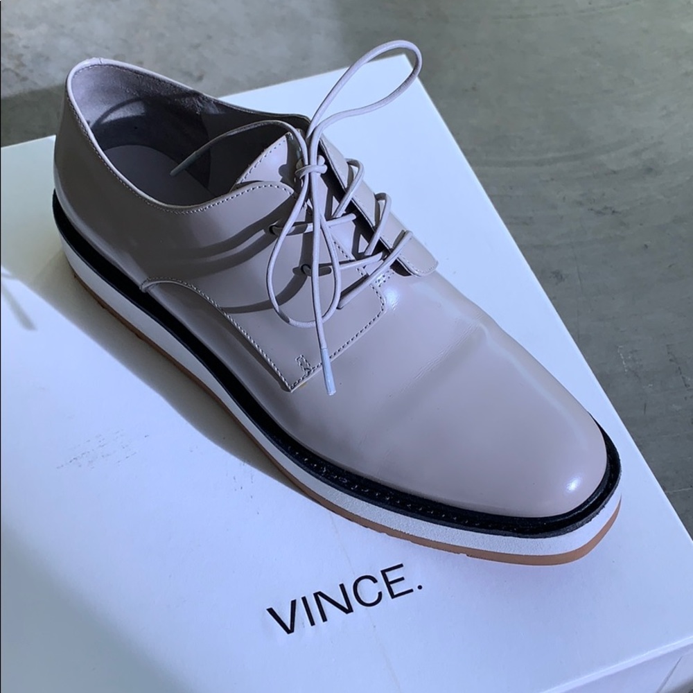 VINCE menswear inspired platform loafer Size 6
